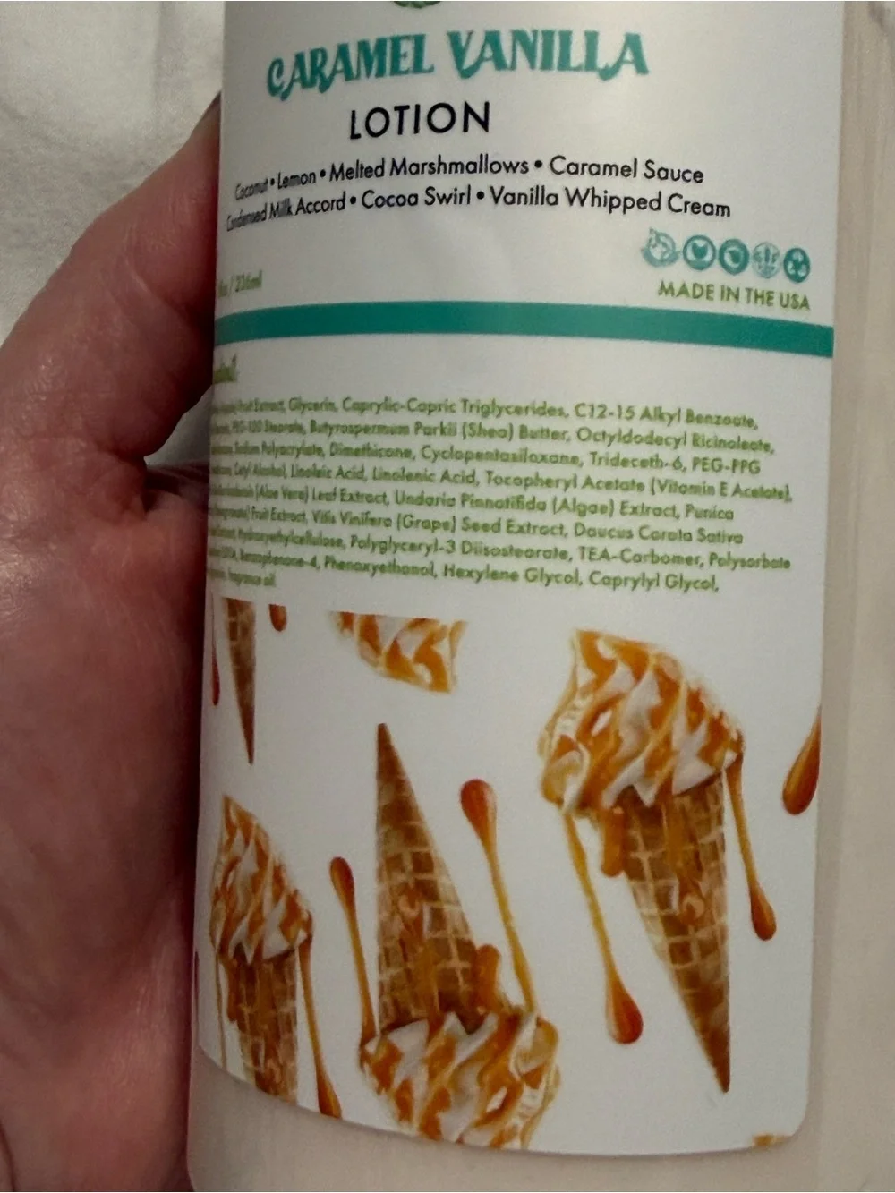 Aminnah/Dillpicky Collab “Caramel Vanilla” full size Lotion.